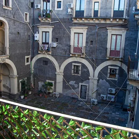 Dimora Trigona Centro Apartment